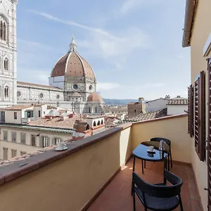 apt-duomo-view.it-tuscanyhotel.com/