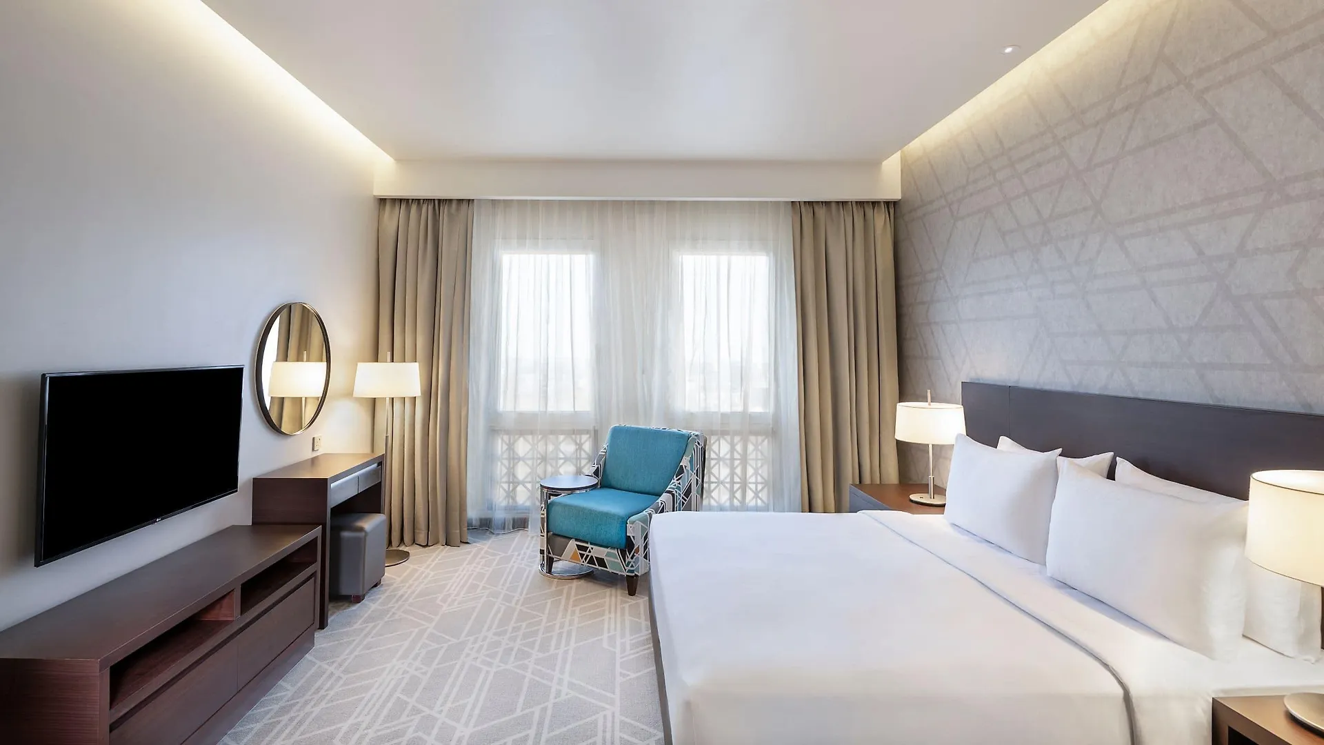 Hyatt Place Dubai Wasl District Hotell