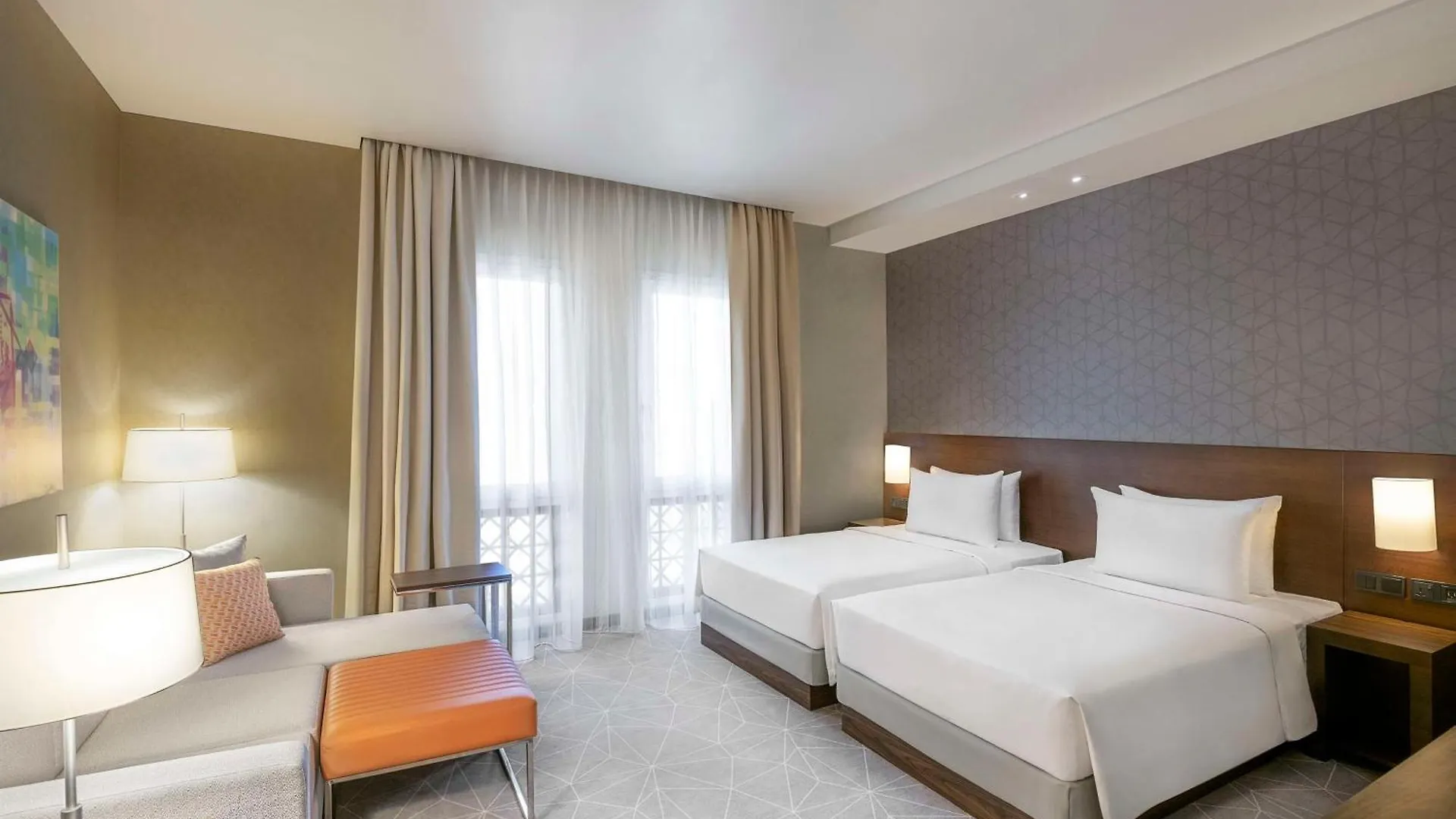 Hyatt Place Dubai Wasl District Hotell