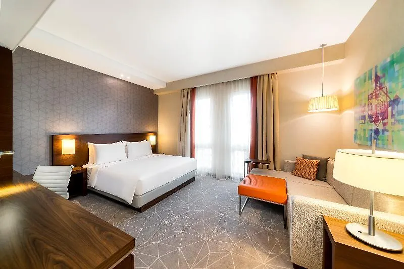 Hyatt Place Dubai Wasl District 4*,